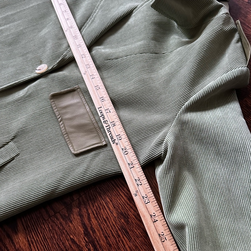 Women's Corduroy Lined Green Jacket - Picture 8 of 12